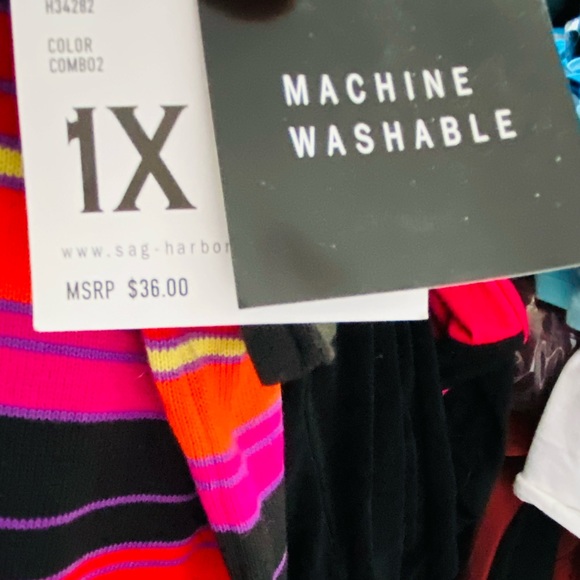 NEW WOMENS SIZE 1X SHORT SLEEVE BLOUSE❣️ - Picture 2 of 4